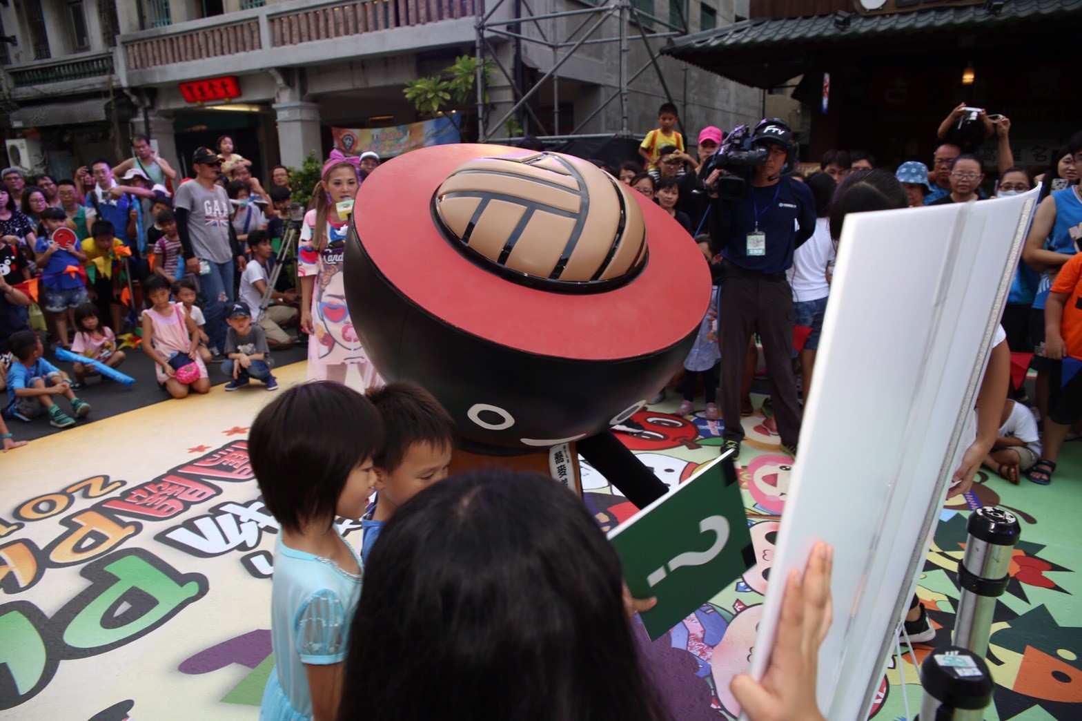 1061001吉祥物大PK -03.jpg