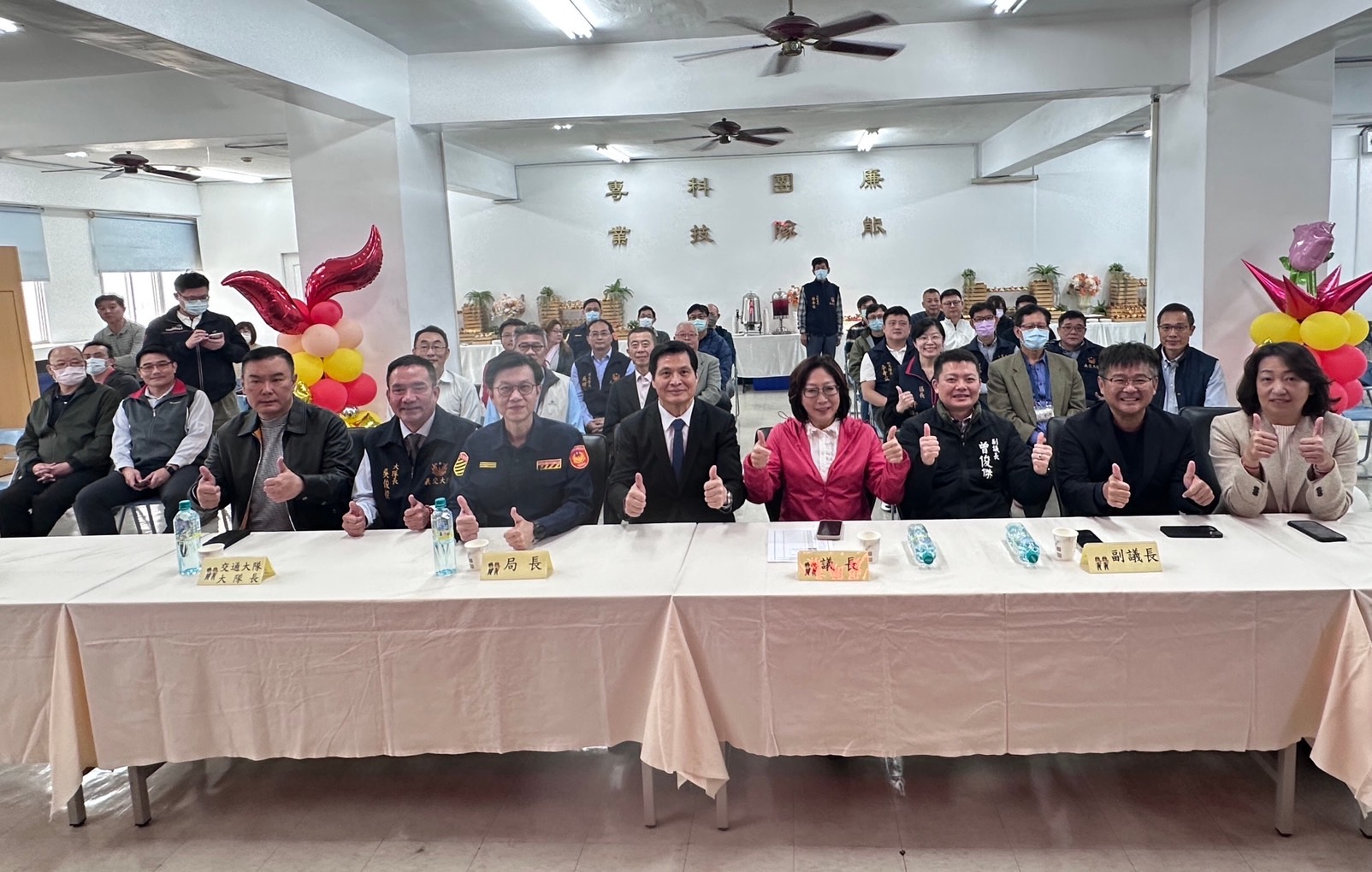 義交大隊長吳俊毅捐贈警用車 高雄警察執勤更安全 義交大隊長吳俊毅捐贈警用車 高雄警察執勤更安全