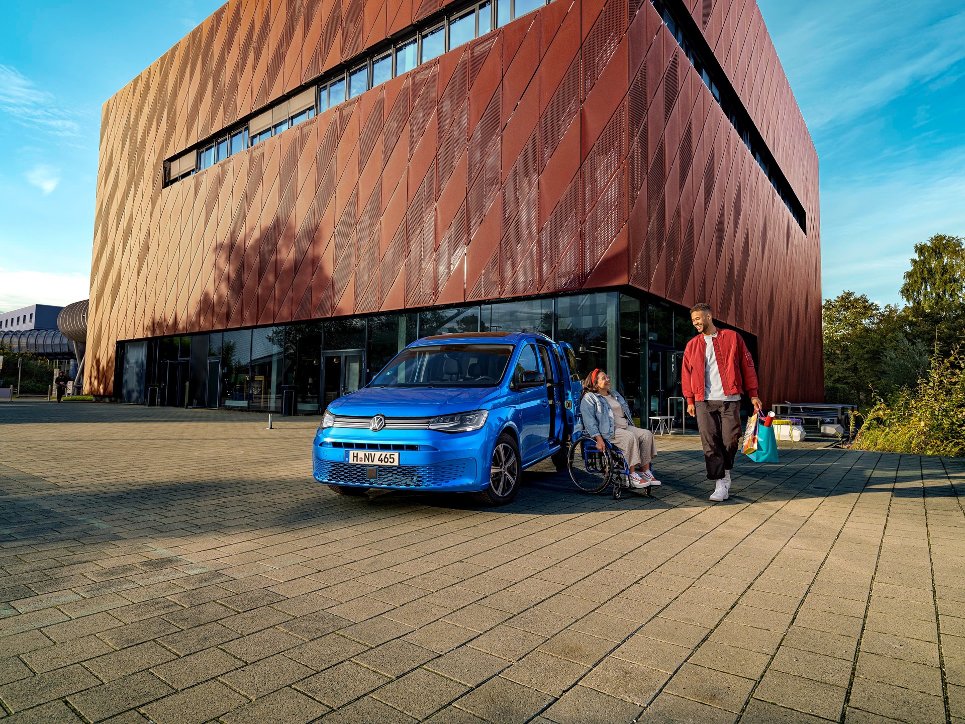 福斯商旅Multivan TDI 導入8人座 Caddy Maxi推 EasyLife福祉車 行動無礙