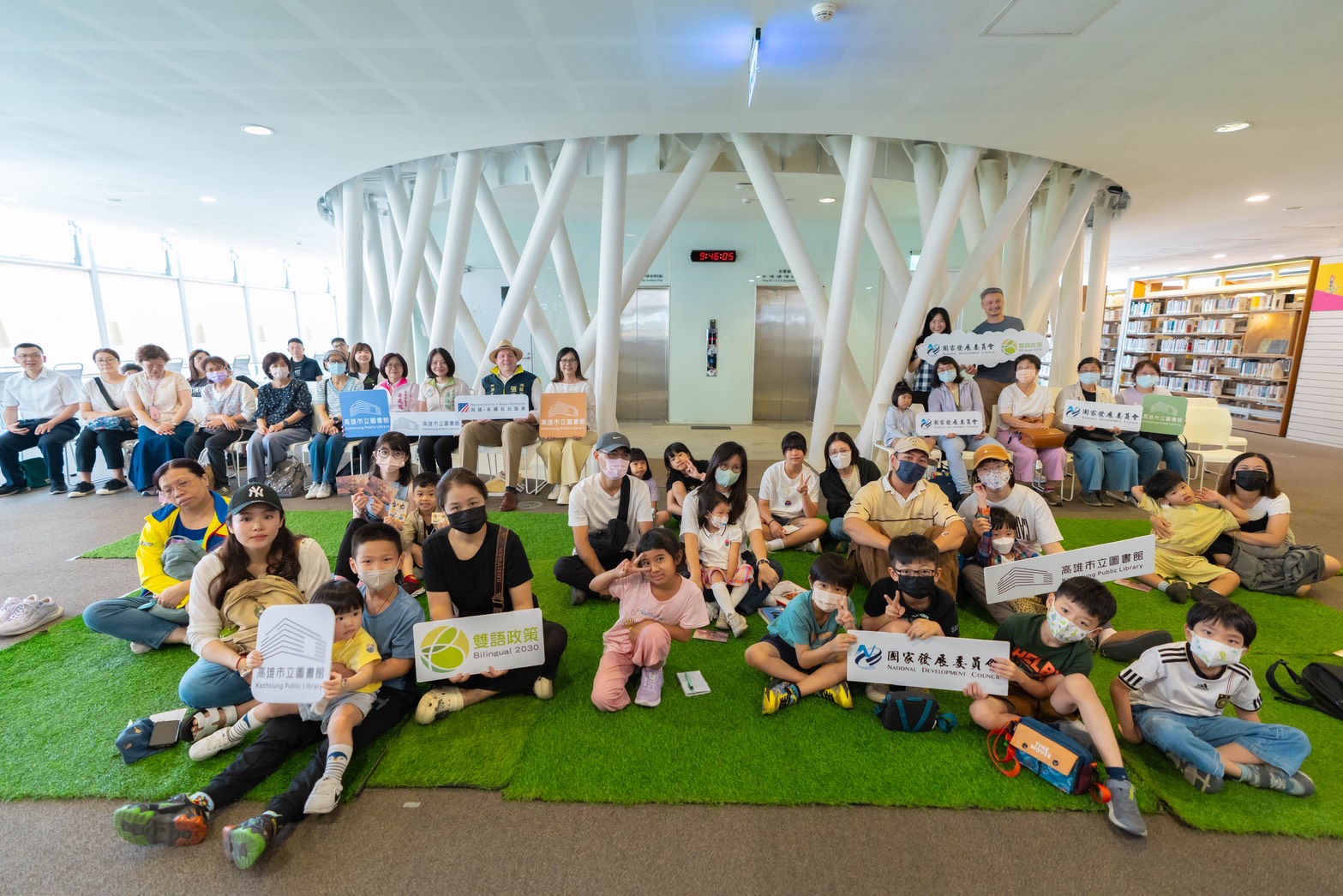 美國250巡迴展開展 高市圖美國英雄主題書展接力開跑